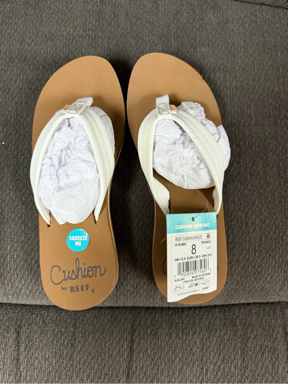 Reef Women's White and Tan Cushion Thong Sandals